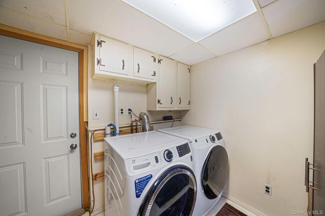 26 Carl Street, Ronkonkoma, NY 11779