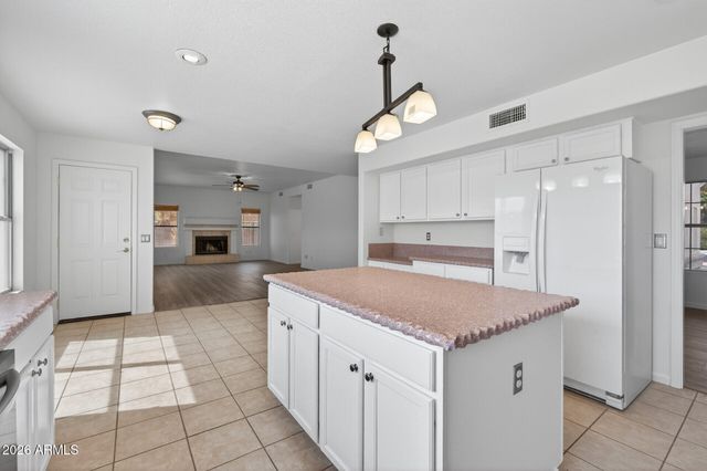 12425 W ENCANTO Boulevard, Avondale, AZ 85392