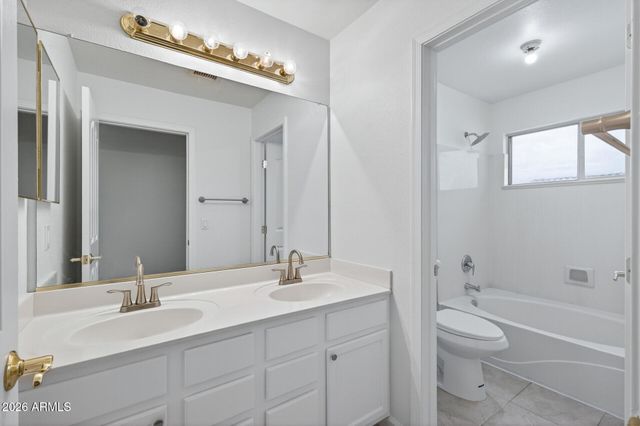 12425 W ENCANTO Boulevard, Avondale, AZ 85392