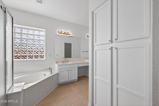 12425 W ENCANTO Boulevard, Avondale, AZ 85392