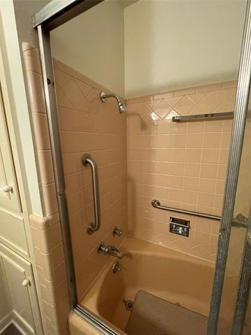 1409 Yarborough Drive, Sherman, TX 75092