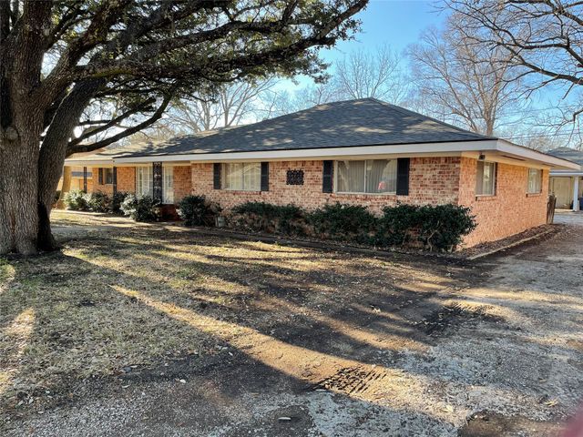 1409 Yarborough Drive, Sherman, TX 75092