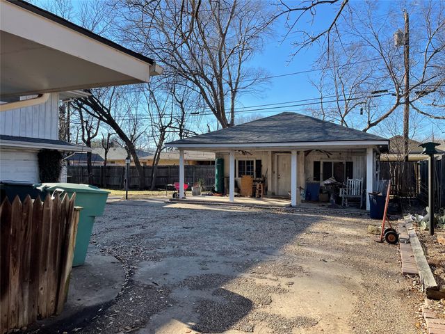 1409 Yarborough Drive, Sherman, TX 75092