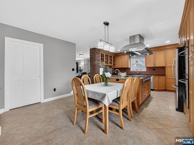 95 Clinton Avenue, Hillsdale, NJ 07642