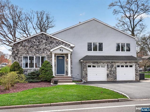 95 Clinton Avenue, Hillsdale, NJ 07642