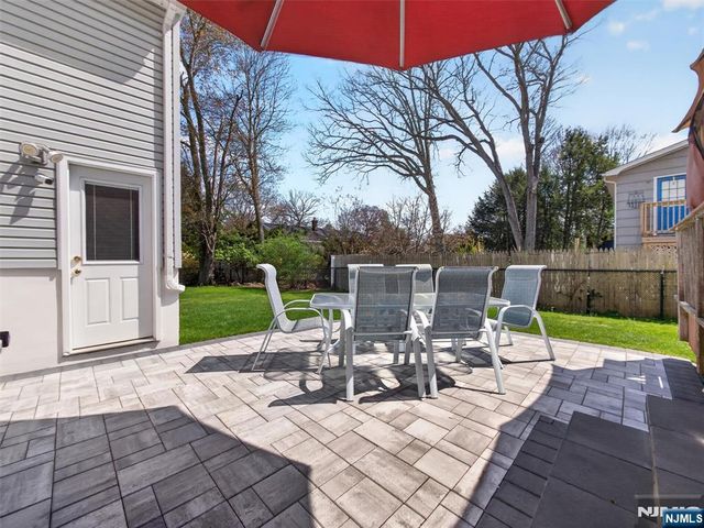 95 Clinton Avenue, Hillsdale, NJ 07642