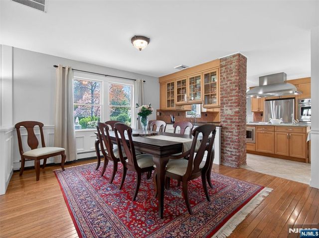 95 Clinton Avenue, Hillsdale, NJ 07642