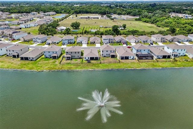 5716 FLAGSTONE TRAIL, Palmetto, FL 34221