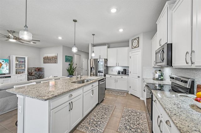 5716 FLAGSTONE TRAIL, Palmetto, FL 34221