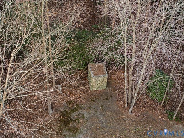 709 Powcan Rd, Tappahannock, VA 22560