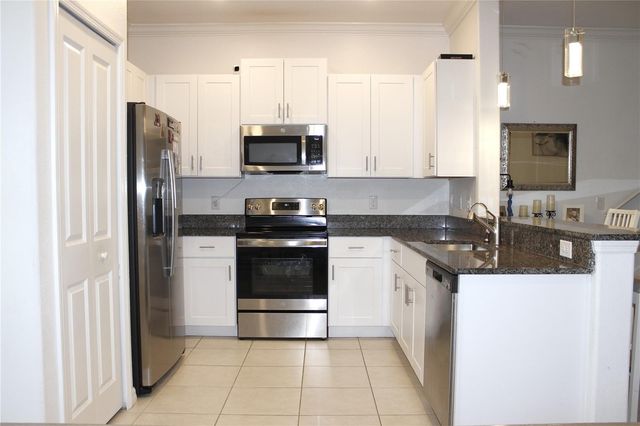 30798 VERIDIAN WAY, Wesley Chapel, FL 33543