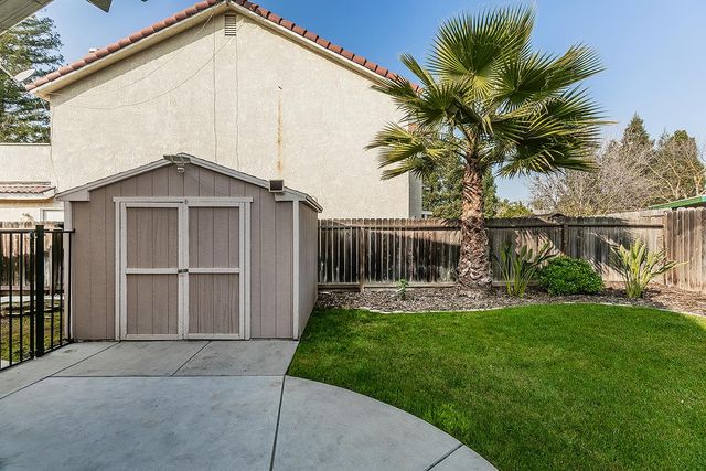 1636 E Solar Avenue, Fresno, CA 93720