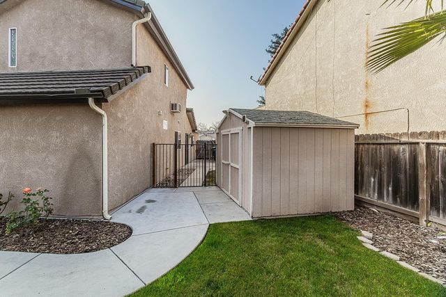 1636 E Solar Avenue, Fresno, CA 93720