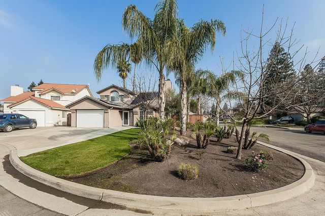 1636 E Solar Avenue, Fresno, CA 93720