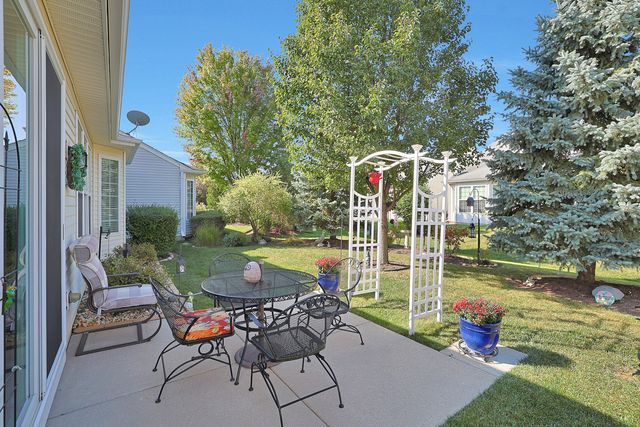 11723 Evergreen Lane, Huntley, IL 60142