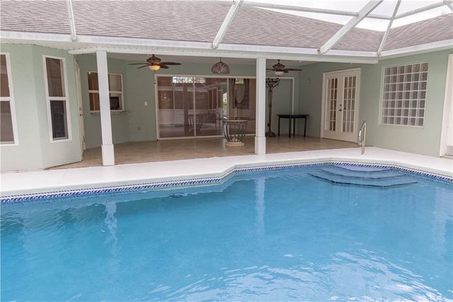 122 Coconut Street, Sebastian, FL 32958