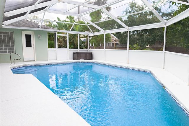 122 Coconut Street, Sebastian, FL 32958