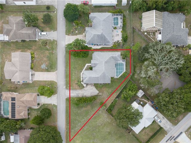 122 Coconut Street, Sebastian, FL 32958