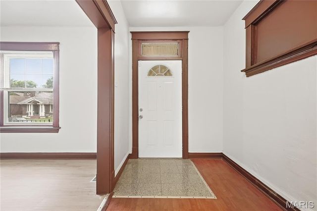 5480 Arlington Avenue, St Louis, MO 63120