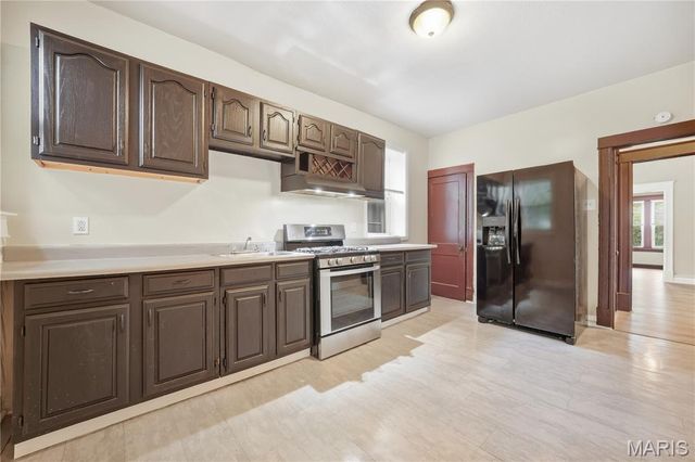 5480 Arlington Avenue, St Louis, MO 63120