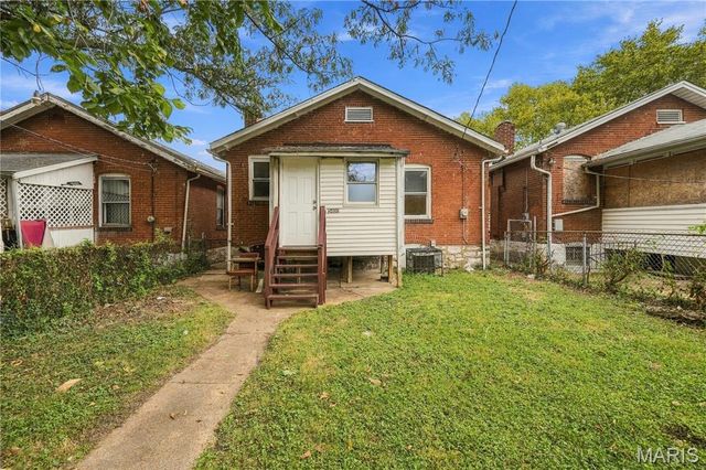 5480 Arlington Avenue, St Louis, MO 63120