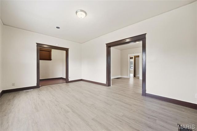5480 Arlington Avenue, St Louis, MO 63120