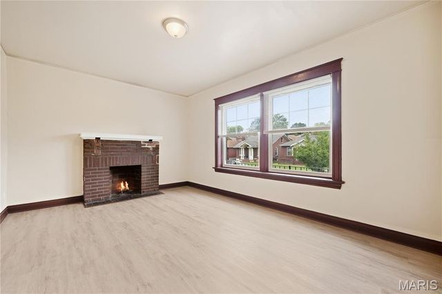 5480 Arlington Avenue, St Louis, MO 63120