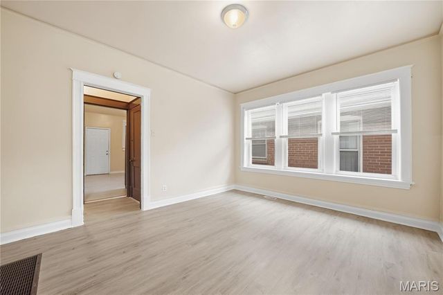 5480 Arlington Avenue, St Louis, MO 63120