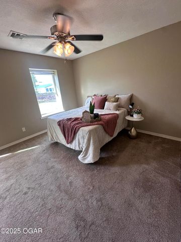 2210 S Willard Avenue, Joplin, MO 64804