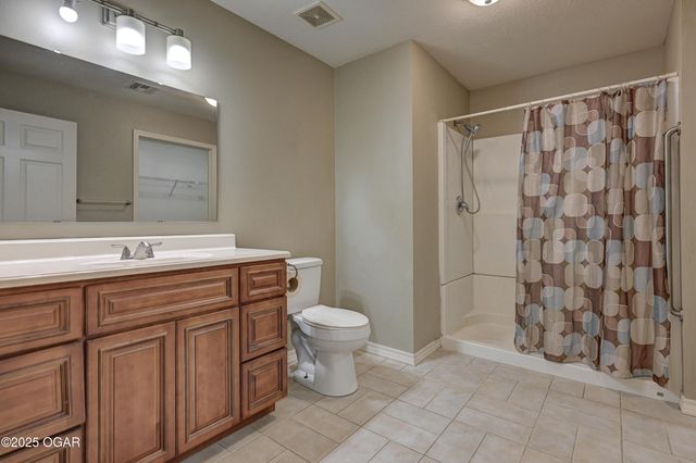 2210 S Willard Avenue, Joplin, MO 64804