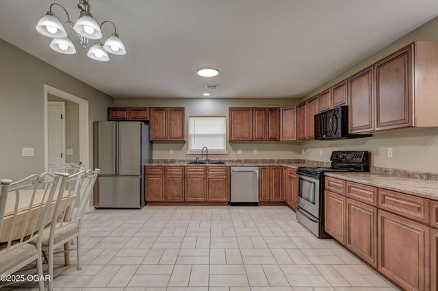 2210 S Willard Avenue, Joplin, MO 64804