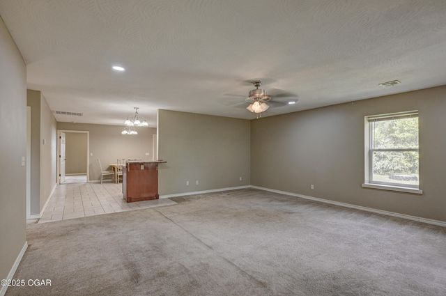 2210 S Willard Avenue, Joplin, MO 64804