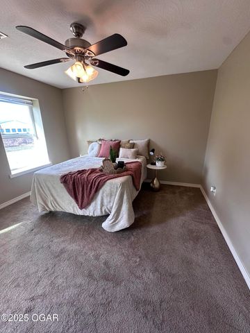 2210 S Willard Avenue, Joplin, MO 64804