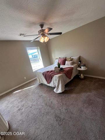 2210 S Willard Avenue, Joplin, MO 64804