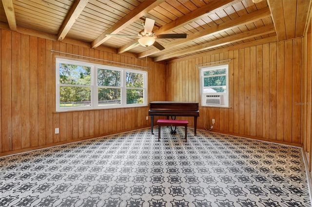 5503 LAKEWOOD CIRCLE E, Jacksonville, FL 32207