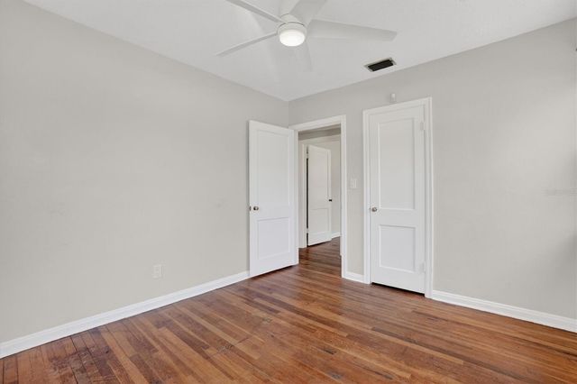 5503 LAKEWOOD CIRCLE E, Jacksonville, FL 32207