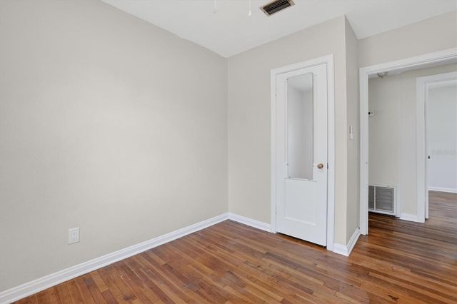 5503 LAKEWOOD CIRCLE E, Jacksonville, FL 32207