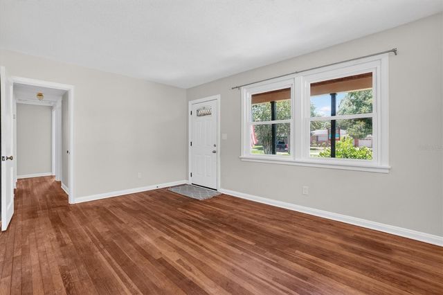 5503 LAKEWOOD CIRCLE E, Jacksonville, FL 32207