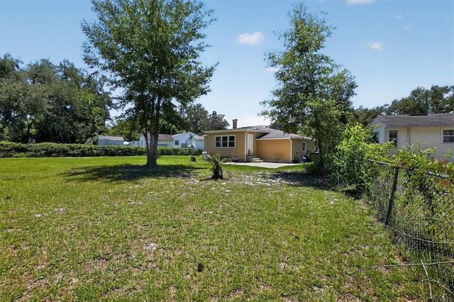 5503 LAKEWOOD CIRCLE E, Jacksonville, FL 32207