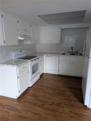 121 SE 13TH AVENUE, Ocala, FL 34471