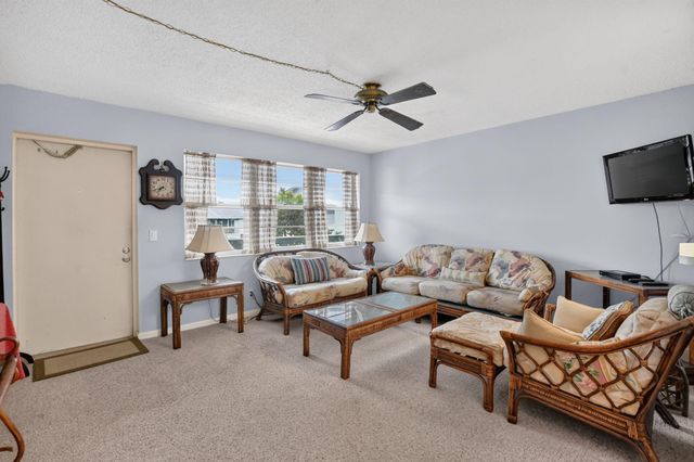 306 Farnham M, Deerfield Beach, FL 33442