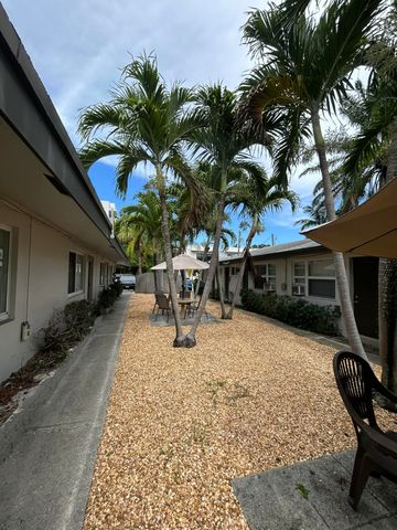 921 NE 17th Avenue 4, Fort Lauderdale, FL 33304