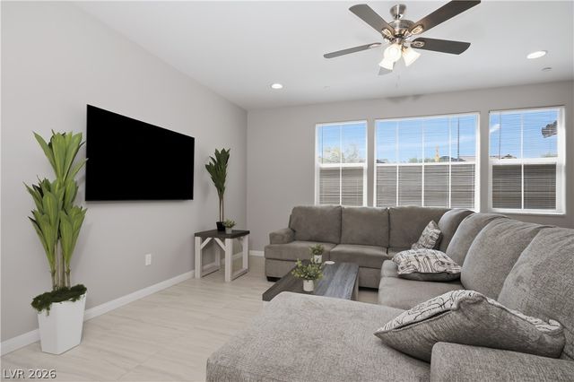 101 Bella Nice Drive, Henderson, NV 89015