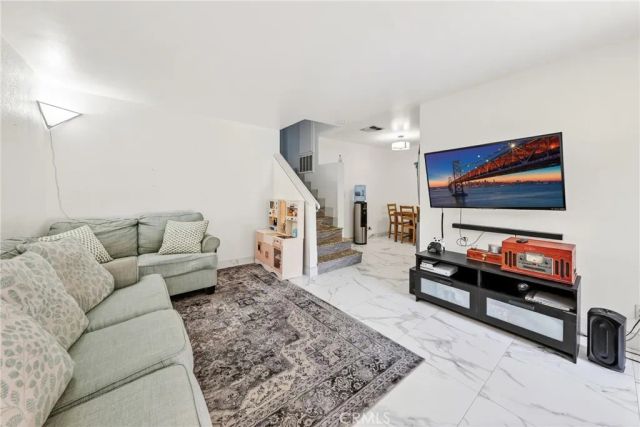 4304 Walnut 11, Baldwin Park, CA 91706