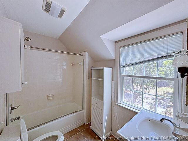 121 Magnolia Avenue, Fayetteville, NC 28305