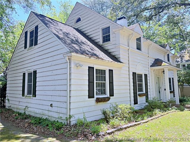 121 Magnolia Avenue, Fayetteville, NC 28305
