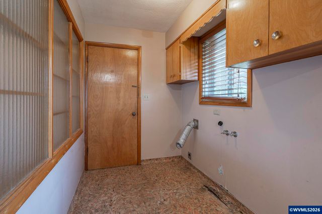 2450 Edgewood Av NE, Salem, OR 97301