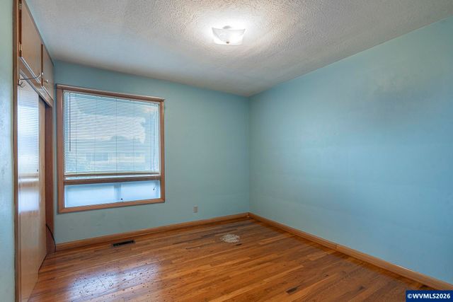 2450 Edgewood Av NE, Salem, OR 97301