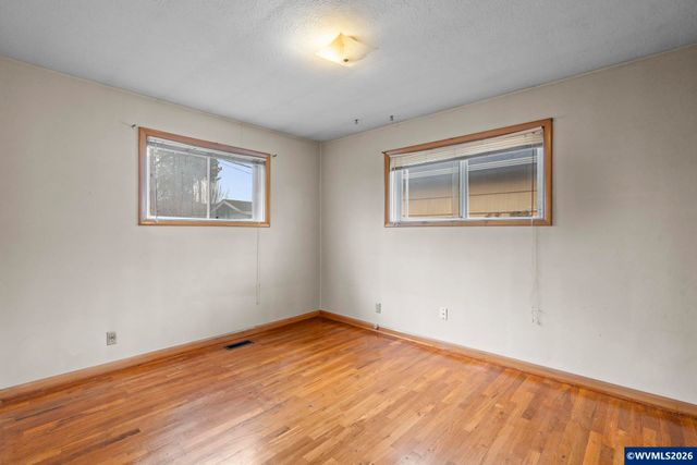 2450 Edgewood Av NE, Salem, OR 97301