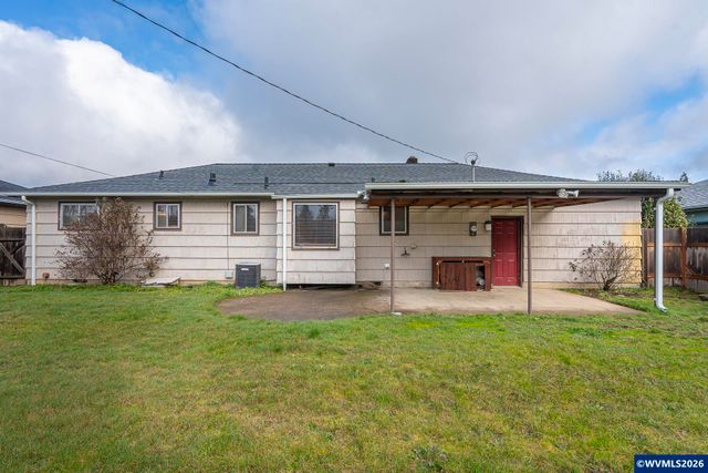 2450 Edgewood Av NE, Salem, OR 97301